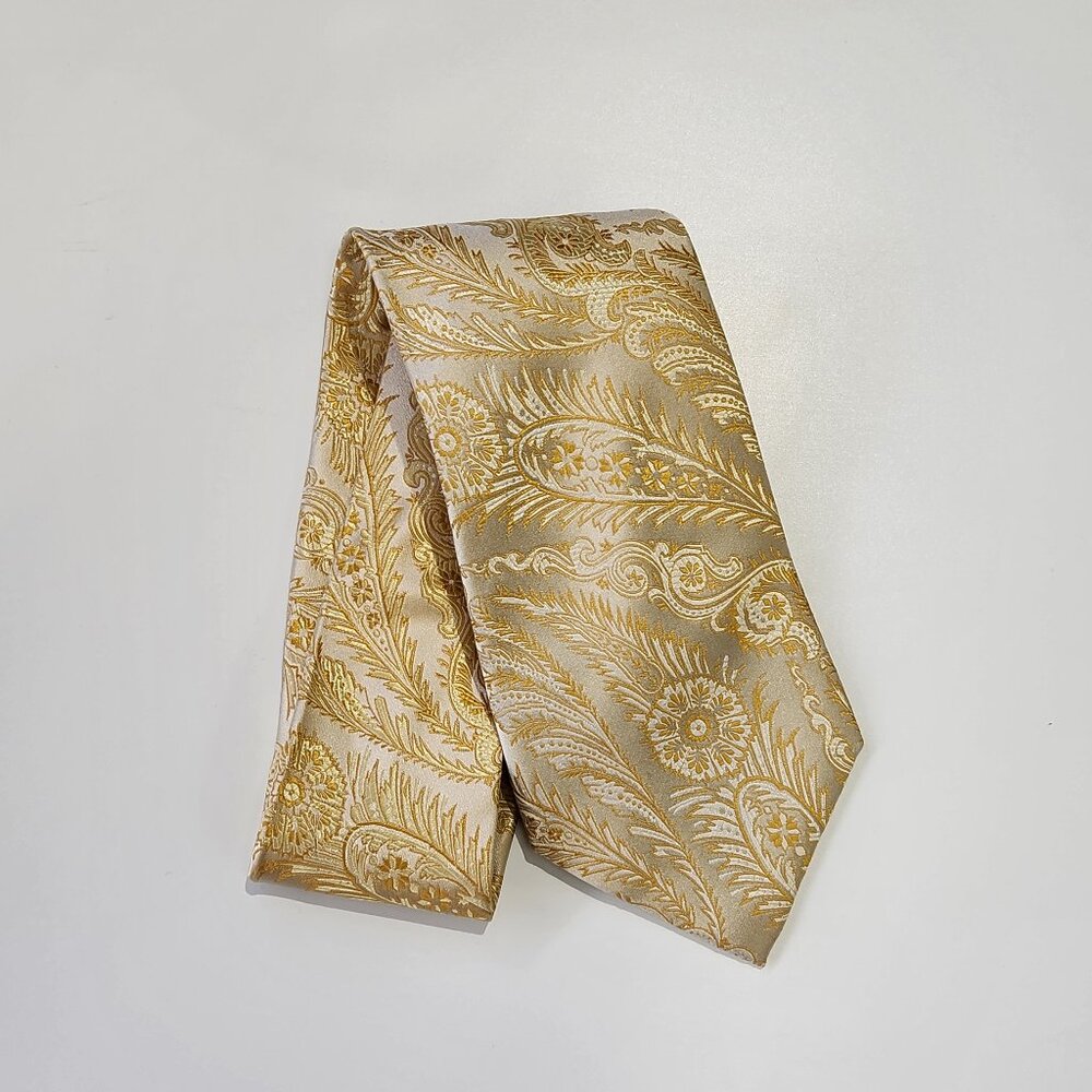 Tie